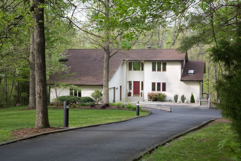 Driveway Tarring detail
